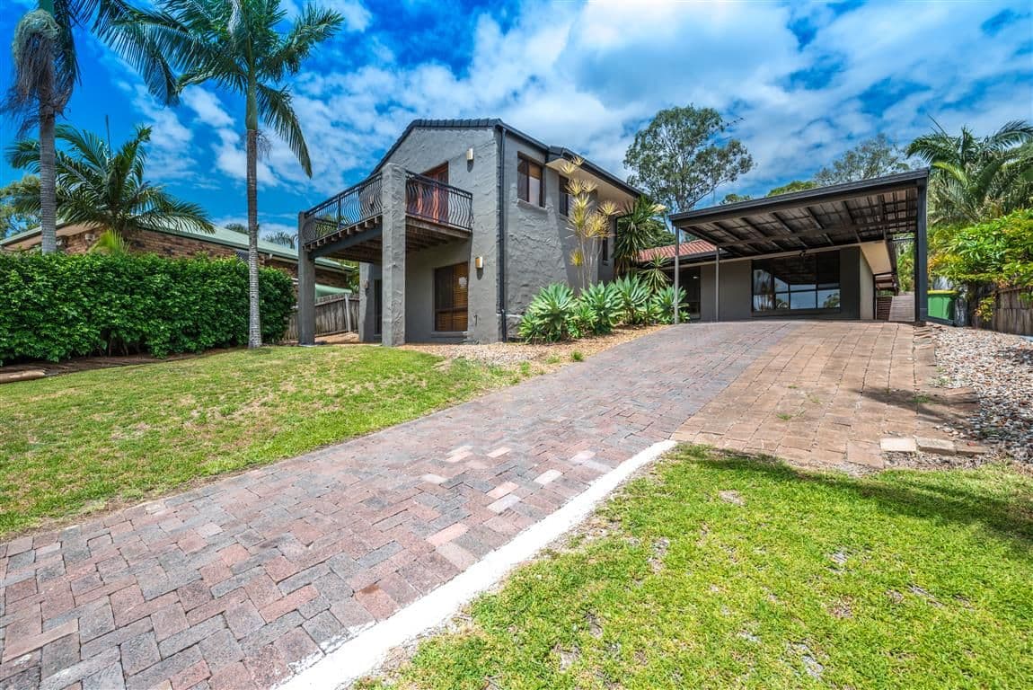 43 Stretton Drive, HELENSVALE QLD 4212, Helensvale - Thumbnail 2