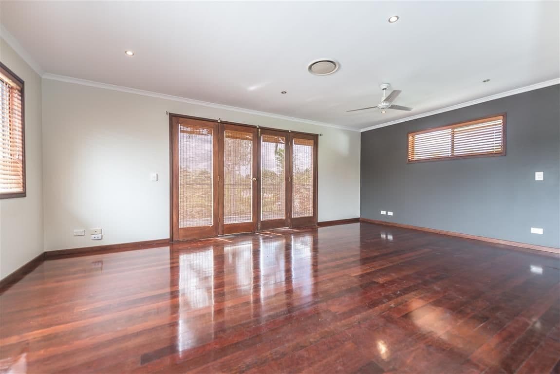 43 Stretton Drive, HELENSVALE QLD 4212, Helensvale - Thumbnail 4