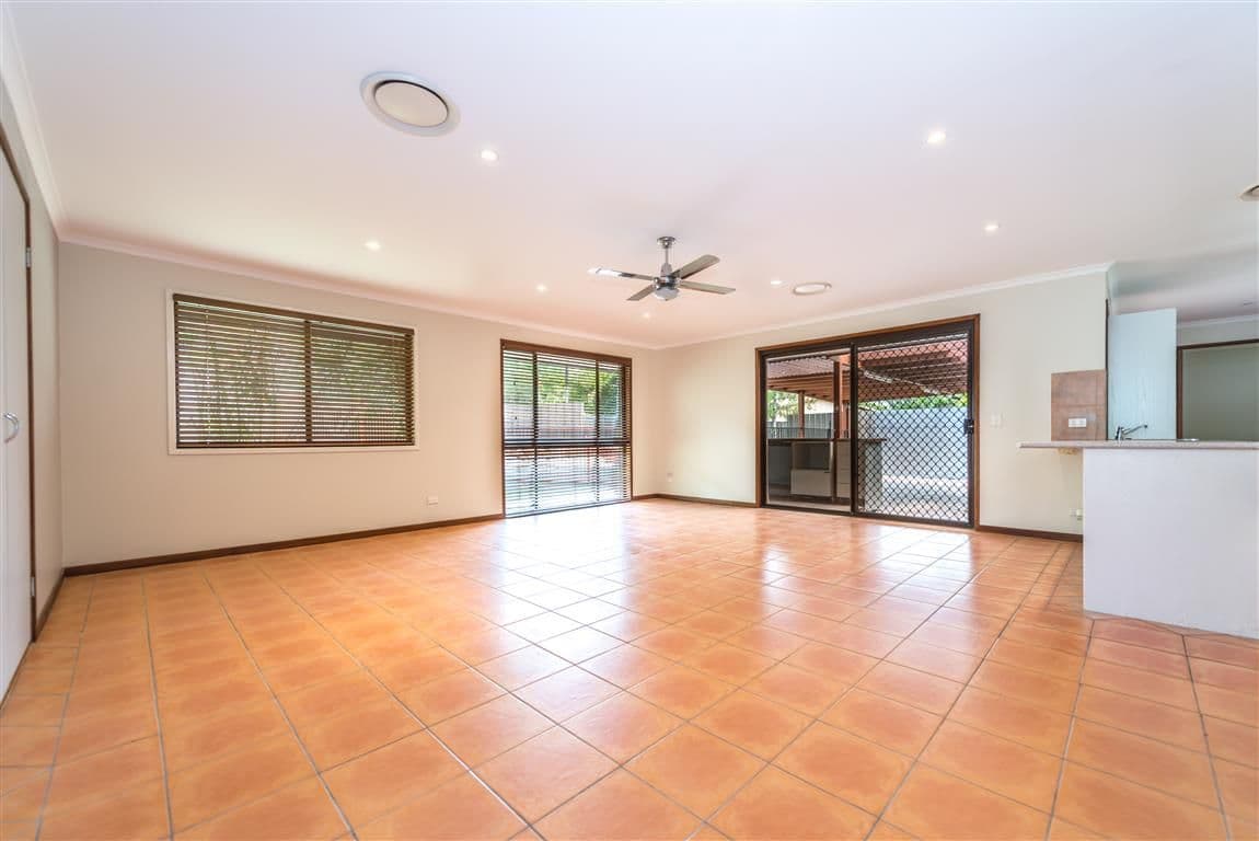 43 Stretton Drive, HELENSVALE QLD 4212, Helensvale - Thumbnail 6