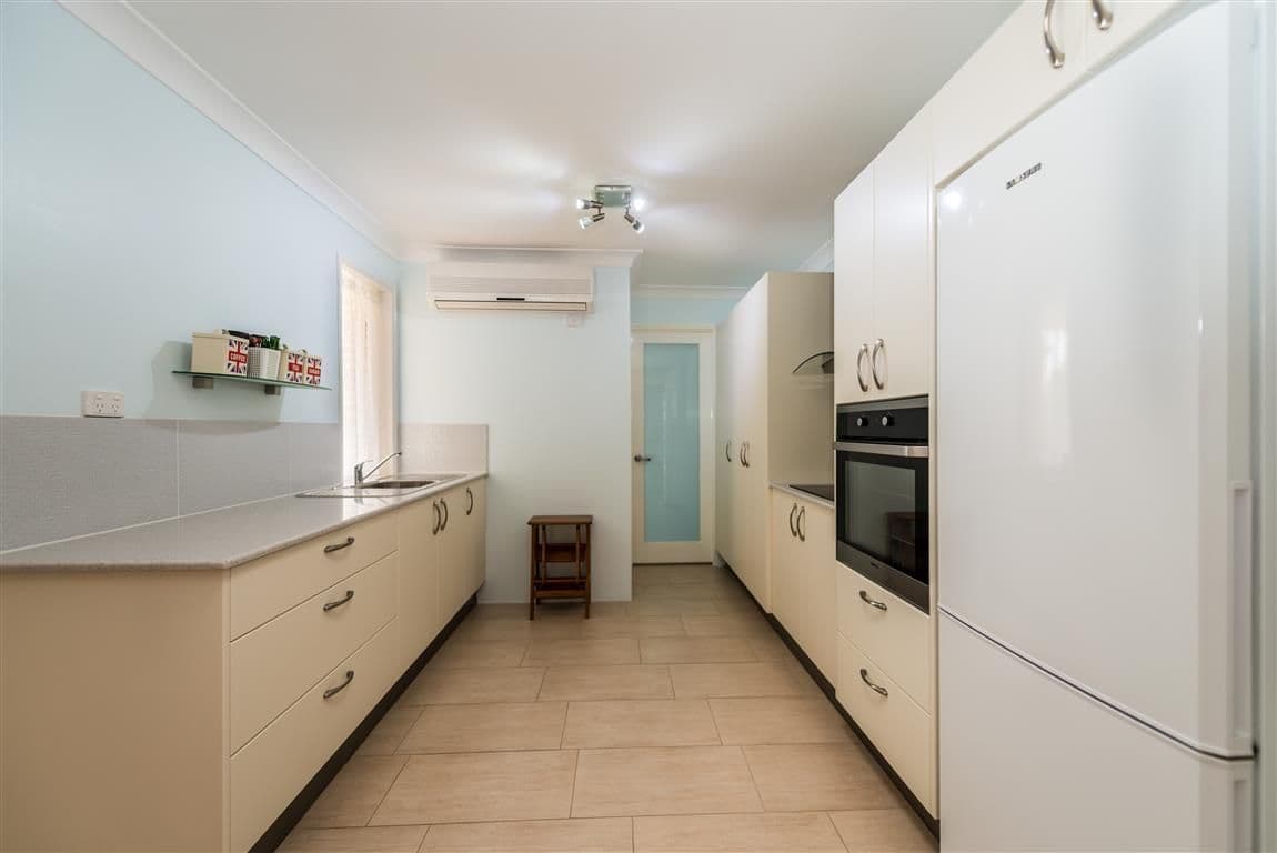 433 Pine Ridge Road, RUNAWAY BAY QLD 4216, Runaway Bay - Image 1