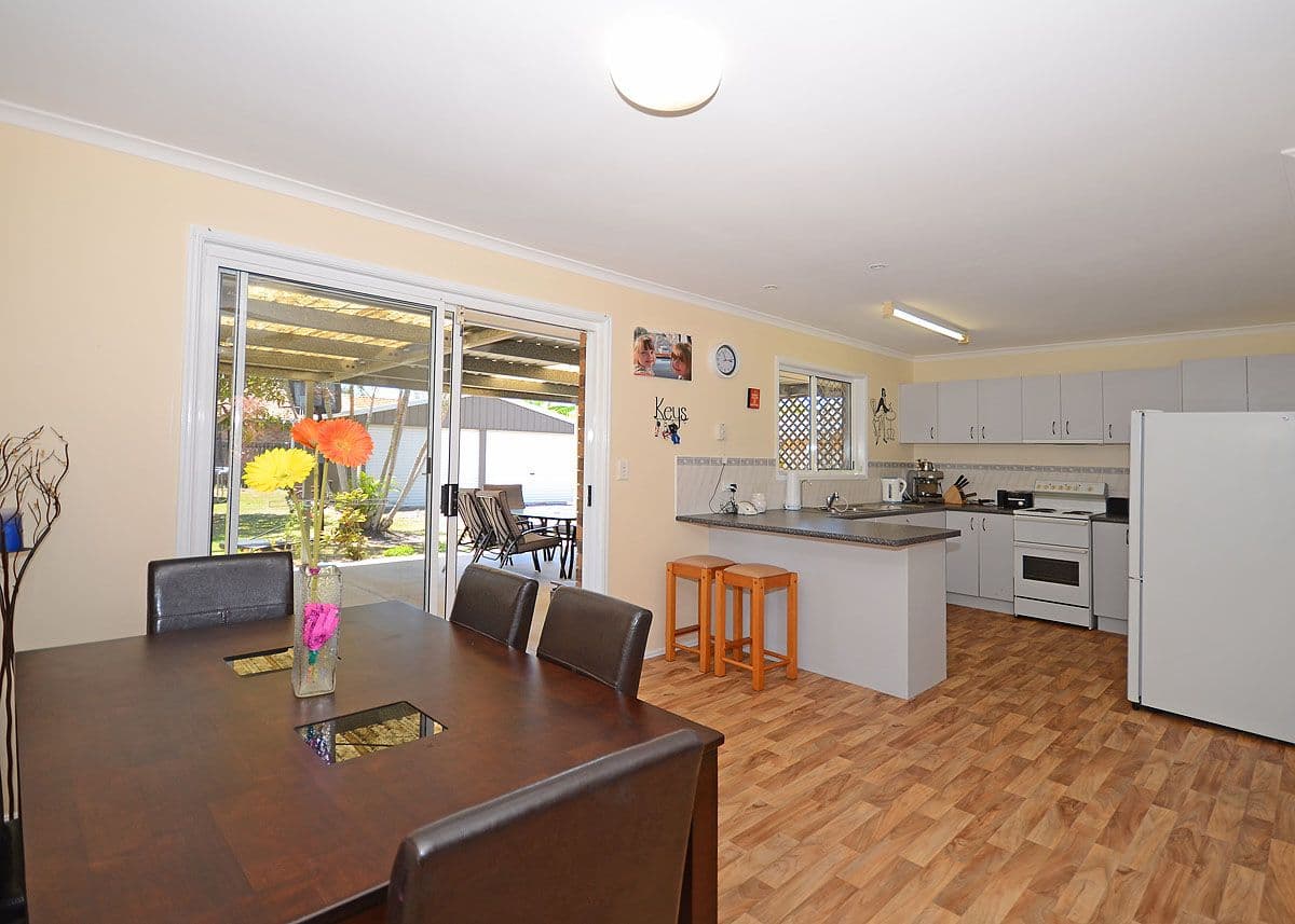 38 Areca Drive, KAWUNGAN QLD 4655, Kawungan - Thumbnail 3