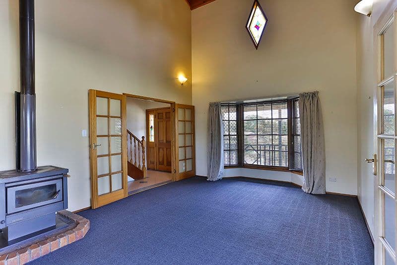 9 Mollison Court, WILSONTON QLD 4350, Wilsonton - Thumbnail 4