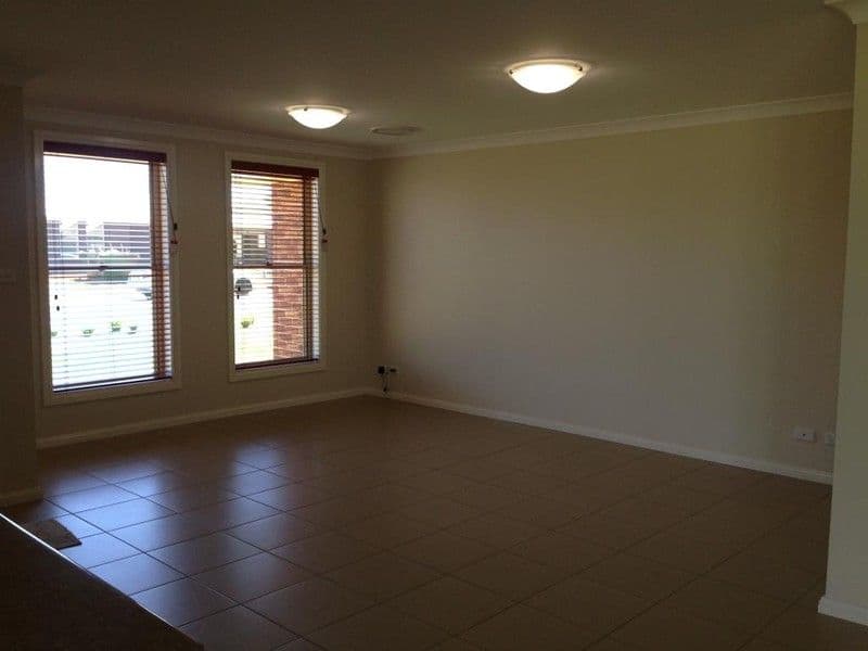 14 Cobbity Avenue, DUBBO NSW 2830, Dubbo - Thumbnail 3