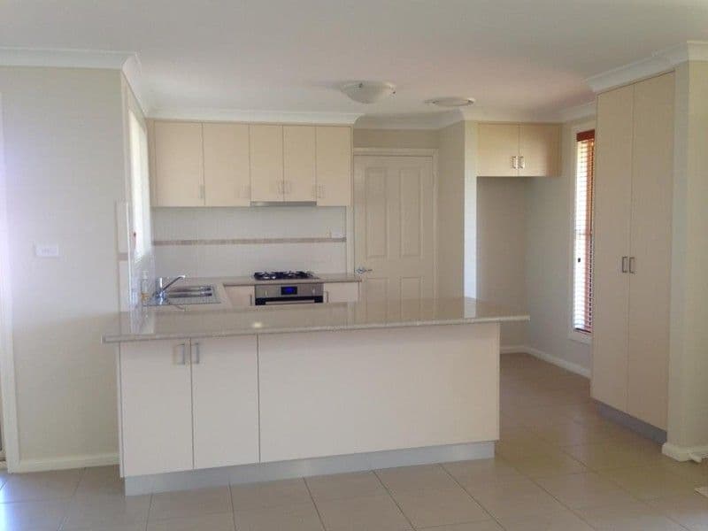 14 Cobbity Avenue, DUBBO NSW 2830, Dubbo - Thumbnail 2