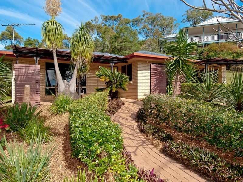 11 Leanne Court, MOUNT WARREN PARK QLD 4207, Mount Warren Park - Image 1