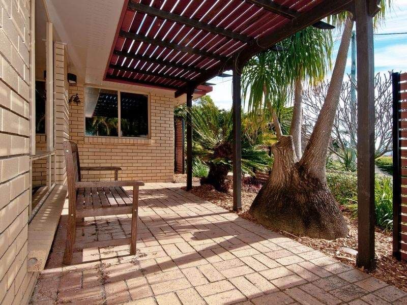 11 Leanne Court, MOUNT WARREN PARK QLD 4207, Mount Warren Park - Thumbnail 3