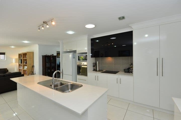 42 Sommariva Street, WESTBROOK QLD 4350, Westbrook - Thumbnail 4