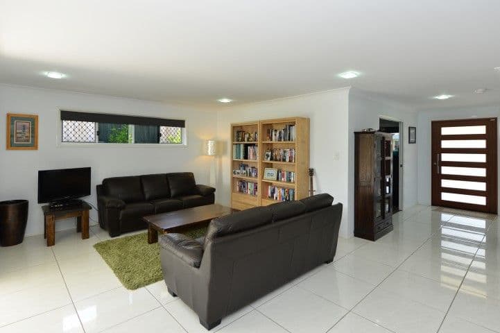 42 Sommariva Street, WESTBROOK QLD 4350, Westbrook - Thumbnail 7