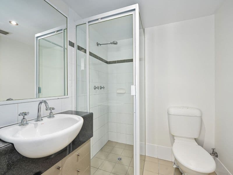 33 Helen Street, NEWSTEAD QLD 4006, Newstead - Thumbnail 8