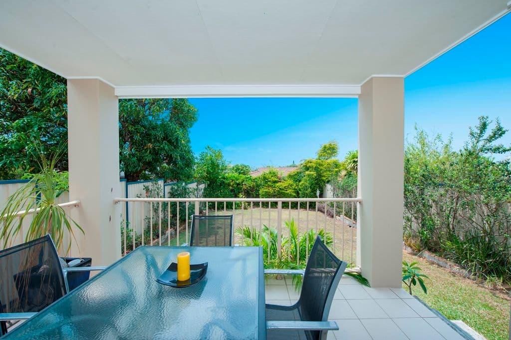 15 Ashbourne Terrace, BIGGERA WATERS QLD 4216, Biggera Waters - Image 1
