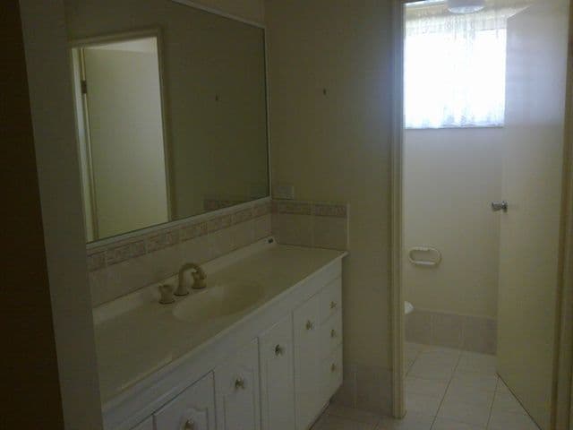 2a Tuross Close, LAKE HAVEN NSW 2263, Lake Haven - Thumbnail 3