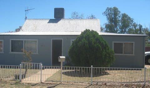 21 Warrena Street, COONAMBLE NSW 2829, Coonamble - Thumbnail 2