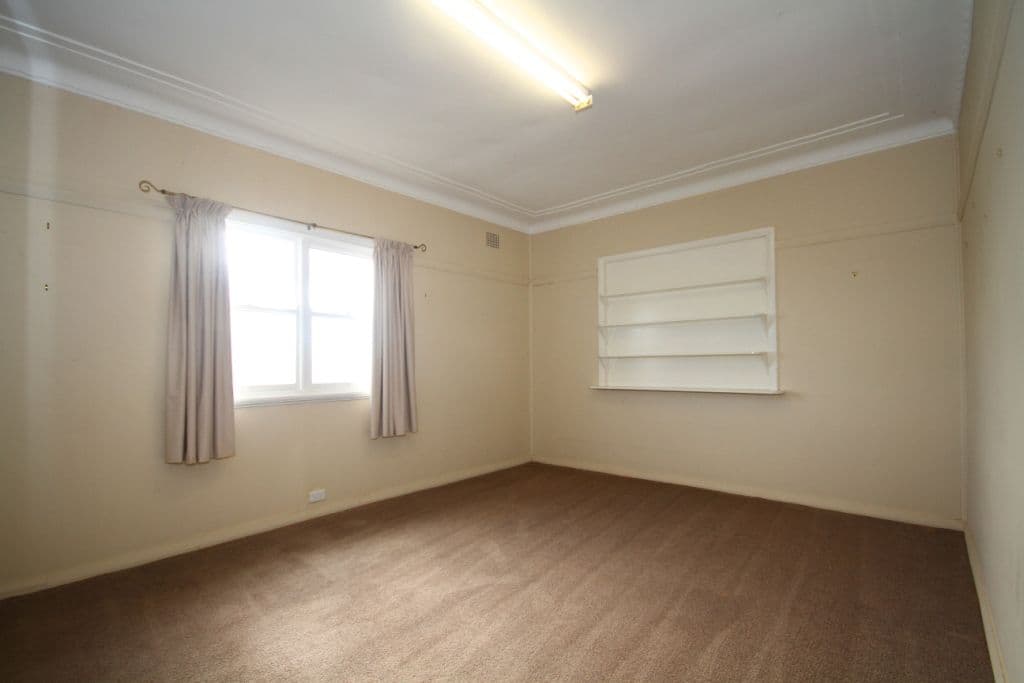 12 Regent Street, NARRABRI NSW 2390, Narrabri - Thumbnail 4