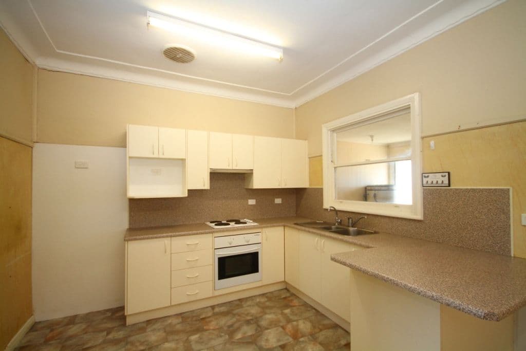 12 Regent Street, NARRABRI NSW 2390, Narrabri - Thumbnail 6
