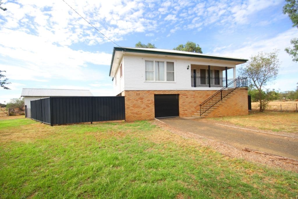 12 Regent Street, NARRABRI NSW 2390, Narrabri - Image 1