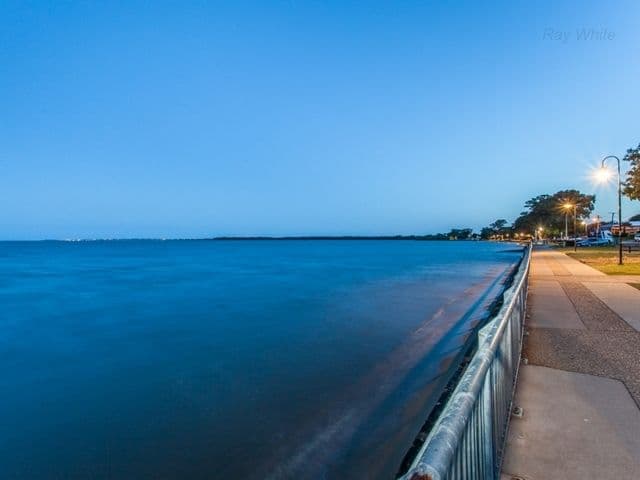 5 Esplanade, DECEPTION BAY QLD 4508, Deception Bay - Image 1