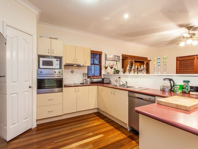 5 Esplanade, DECEPTION BAY QLD 4508, Deception Bay - Thumbnail 6