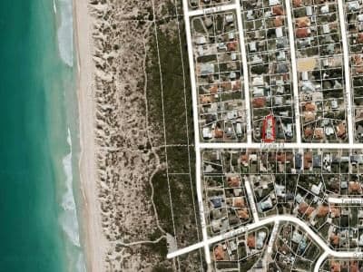 11 Karunjie Road, GOLDEN BAY WA 6174, Golden Bay - Thumbnail 2