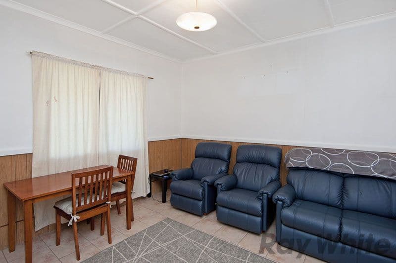 35 Manuka Parade, GOROKAN NSW 2263, Gorokan - Thumbnail 5