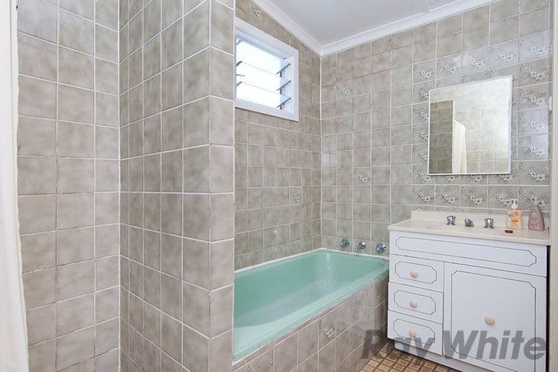 35 Manuka Parade, GOROKAN NSW 2263, Gorokan - Thumbnail 8