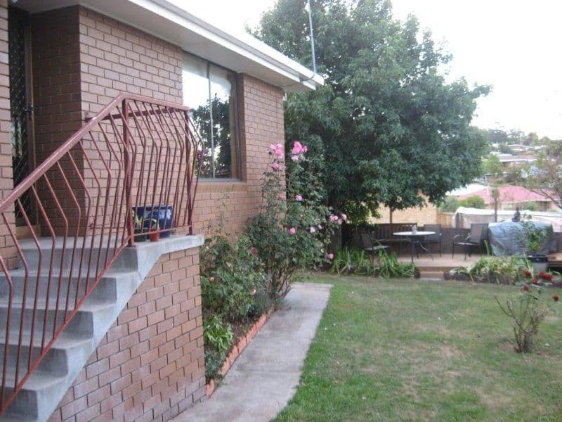 2/11 Alroy Court, ROSETTA TAS 7010, Rosetta - Image 1