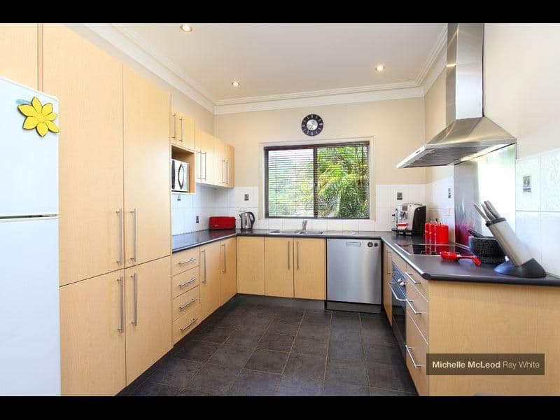 56 Warburton Street, BARDON QLD 4065, Bardon - Thumbnail 8