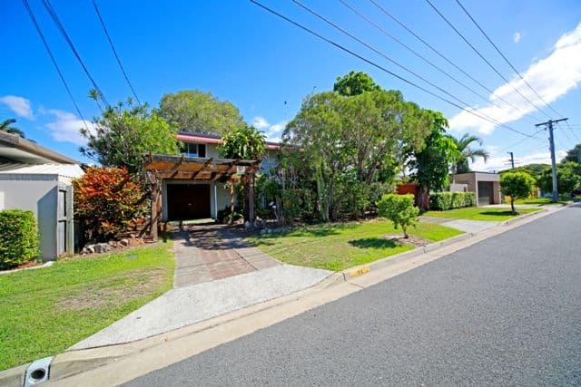44 Coogeen Street, BUNDALL QLD 4217, Bundall - Image 1