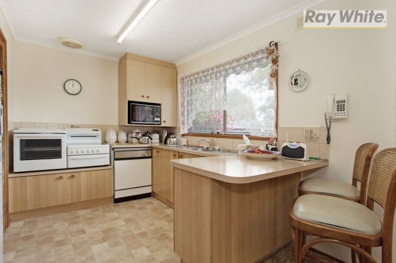 35 Rosemore Road, ROSEBUD VIC 3939, Rosebud - Thumbnail 3