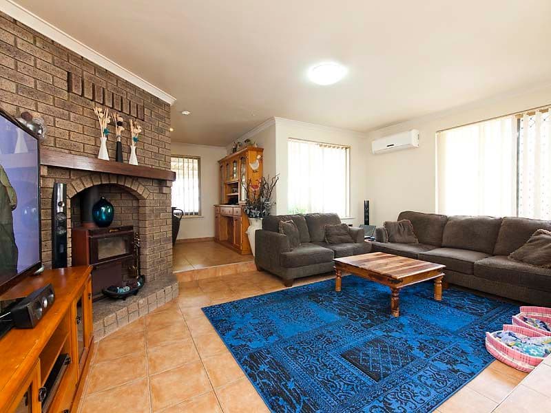 47 Okehampton Road, WARNBRO WA 6169, Warnbro - Thumbnail 2