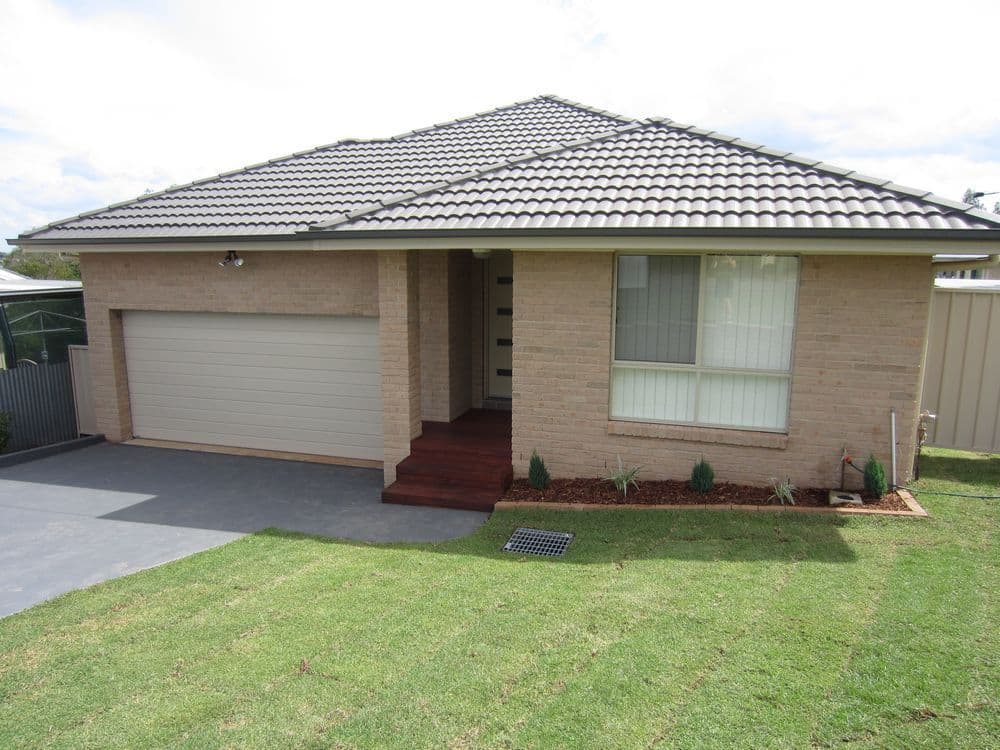 7 Parry Drive, TEMORA NSW 2666, Temora - Image 1