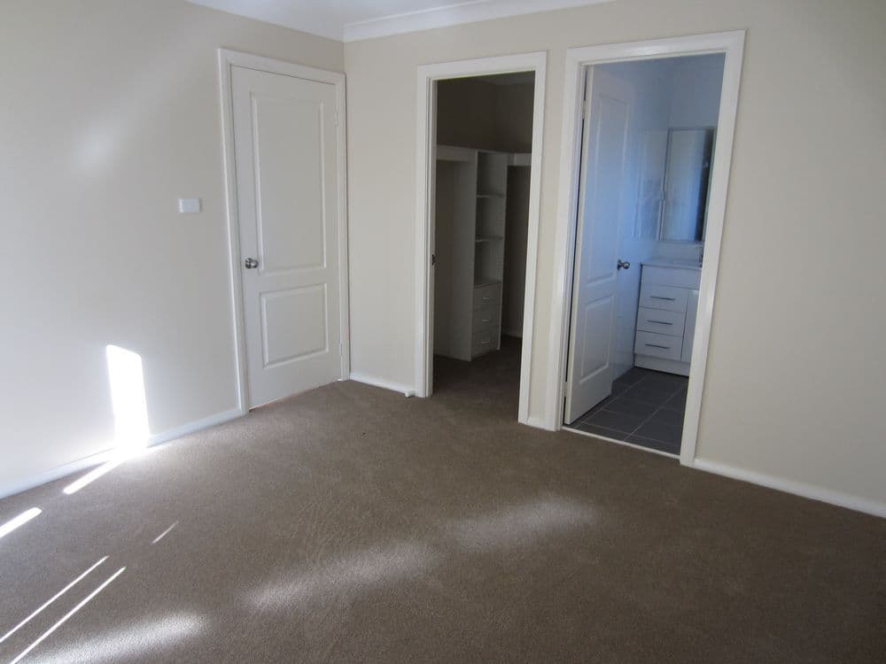7 Parry Drive, TEMORA NSW 2666, Temora - Thumbnail 8