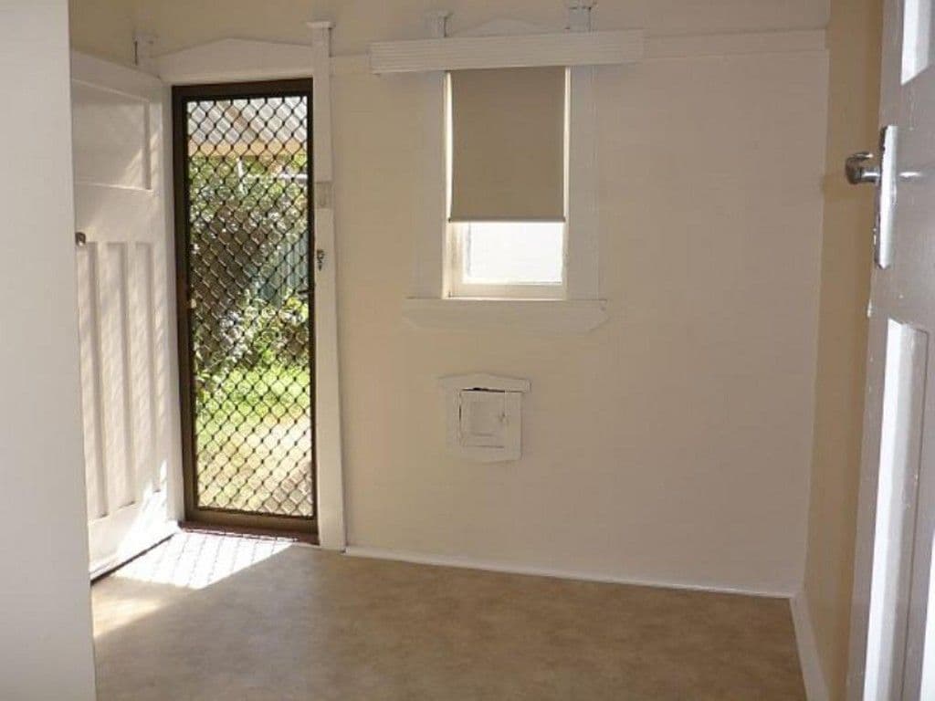 15 Robinson Street, EASTLAKES NSW 2018, Eastlakes - Thumbnail 2