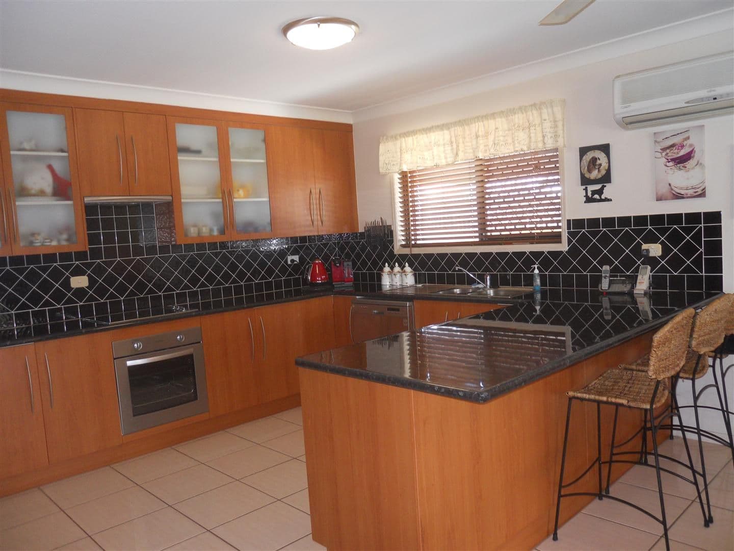 17 Zamia Way, GRACEMERE QLD 4702, Gracemere - Thumbnail 2
