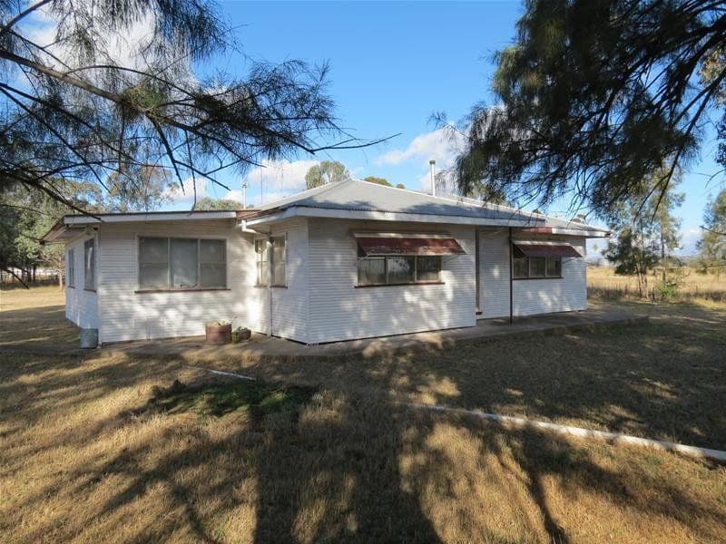 201 Yorks Road, QUIRINDI NSW 2343, Quirindi - Thumbnail 3
