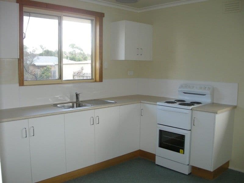 15 Pioneer Parade, RAVENSWOOD TAS 7250, Ravenswood - Thumbnail 2