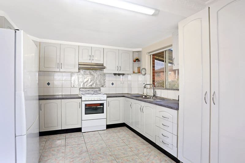 13 Pratten Lane, PUNCHBOWL NSW 2196, Punchbowl - Thumbnail 4