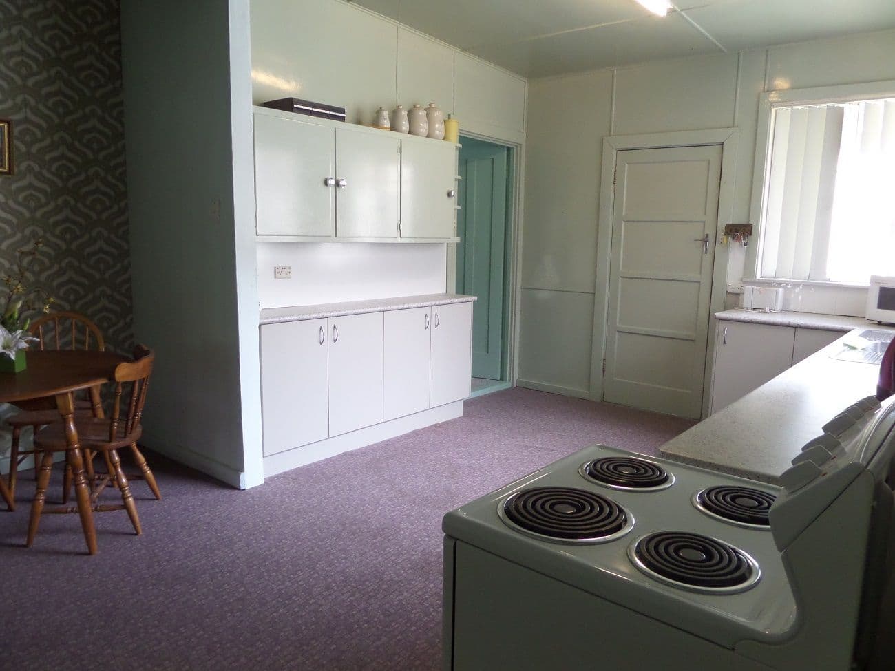 28 Charles Street, NARRANDERA NSW 2700, Narrandera - Thumbnail 2