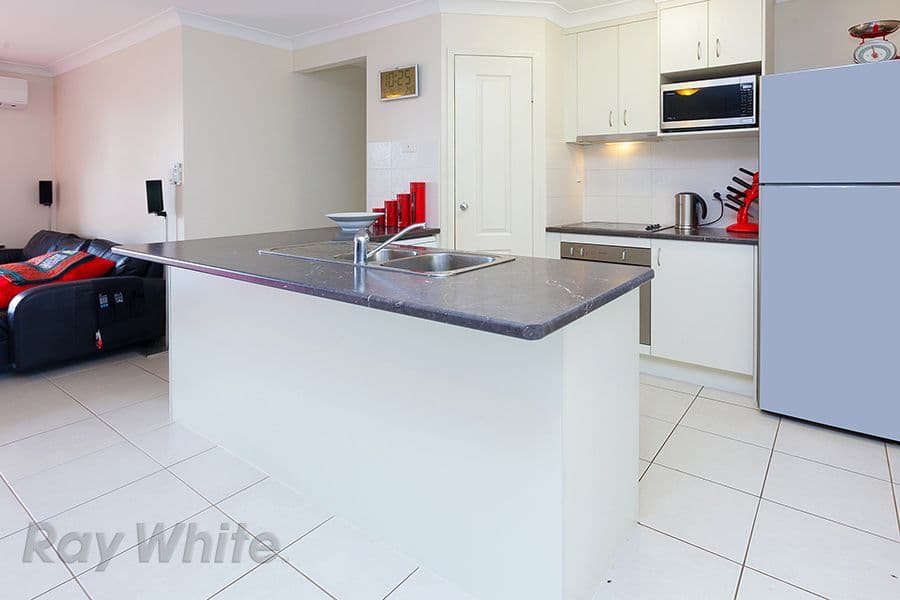 26 Dillon Avenue, AUGUSTINE HEIGHTS QLD 4300, Augustine Heights - Thumbnail 3