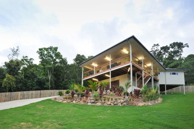 4 Armada Crescent, JUBILEE POCKET QLD 4802, Jubilee Pocket - Thumbnail 2