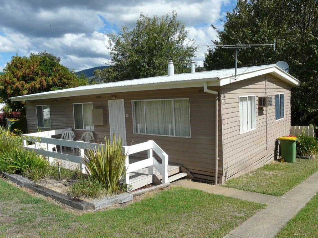 10 Crawford Court, DARTMOUTH VIC 3701, Dartmouth - Image 1