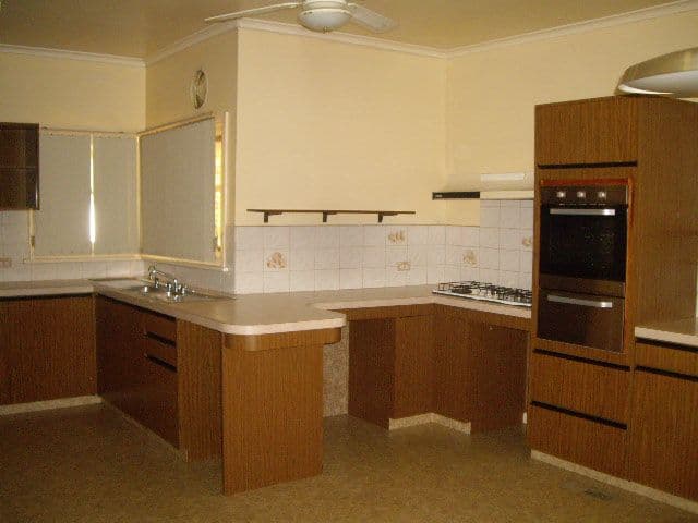 99 Haverfield Street, ECHUCA VIC 3564, Echuca - Thumbnail 3