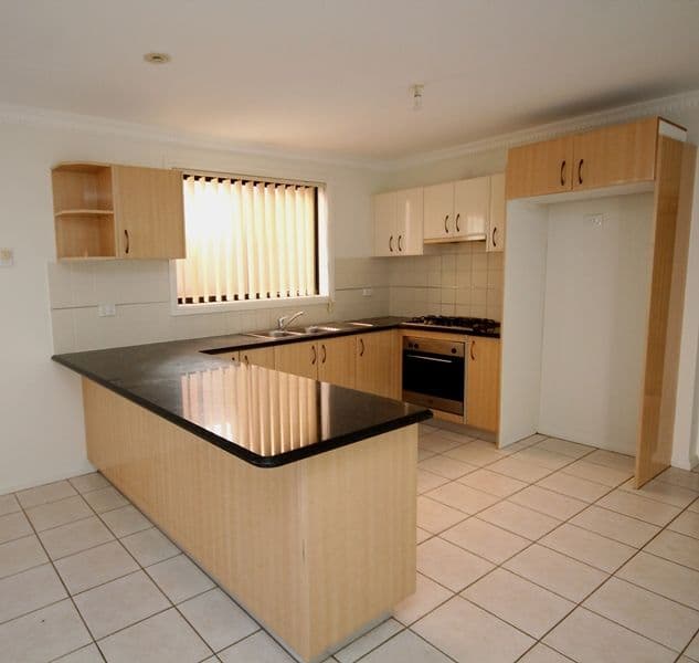 115 Lord Howe Drive, HINCHINBROOK NSW 2168, Hinchinbrook - Thumbnail 5