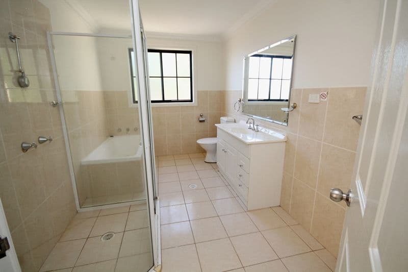 115 Lord Howe Drive, HINCHINBROOK NSW 2168, Hinchinbrook - Thumbnail 7