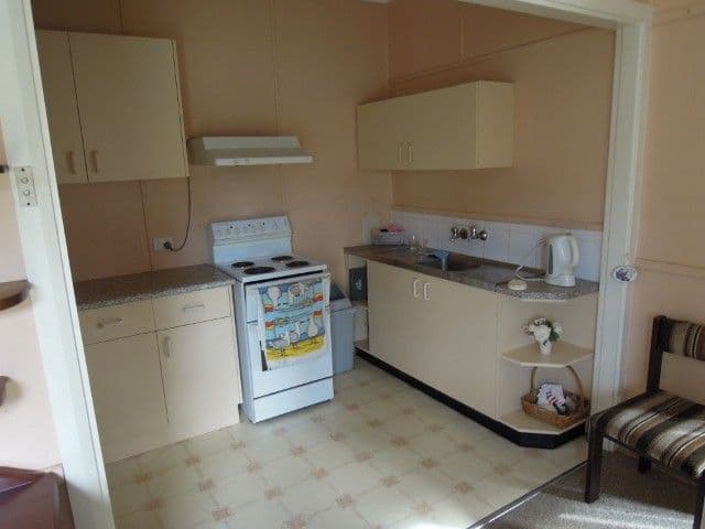 12 A The Esplanade, THIRROUL NSW 2515, Thirroul - Thumbnail 2