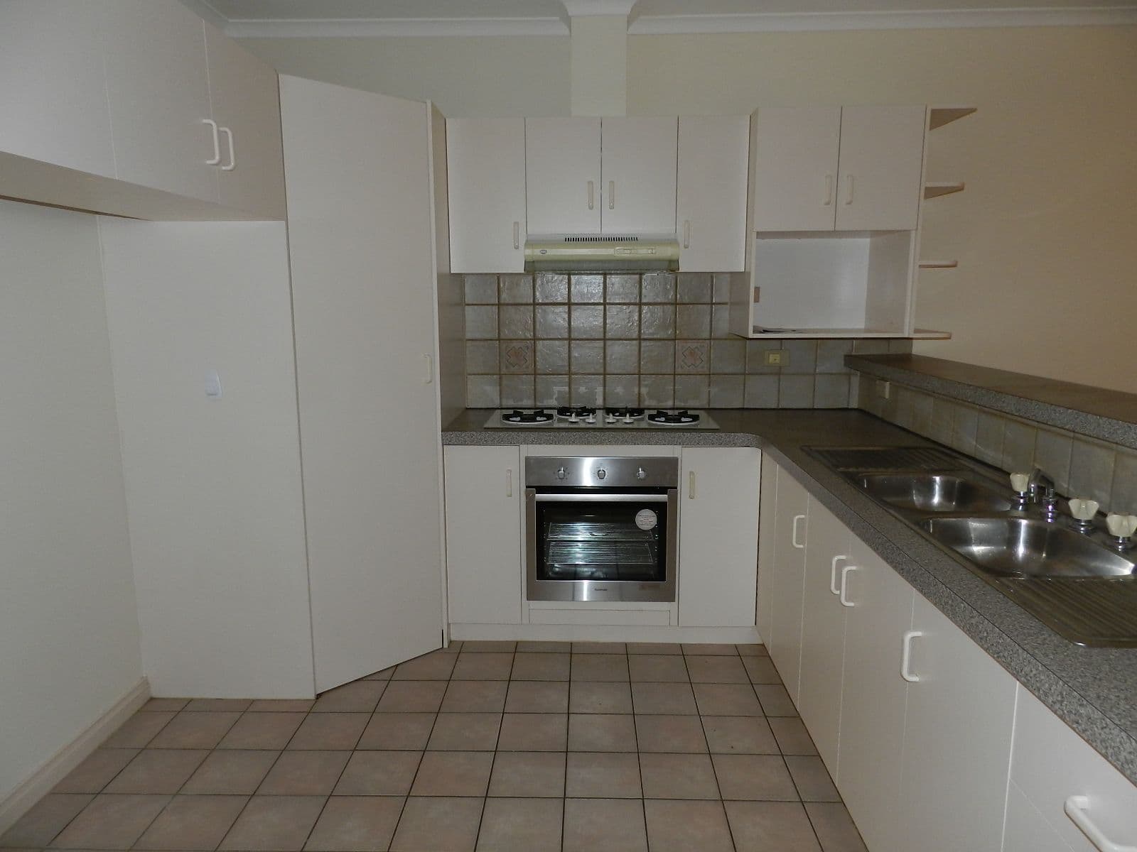 44A Eringa Avenue, LOXTON SA 5333, Loxton - Thumbnail 2