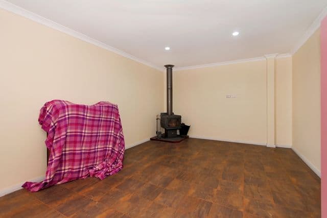 161 Holstein Loop, LOWER CHITTERING WA 6084, Lower Chittering - Thumbnail 8