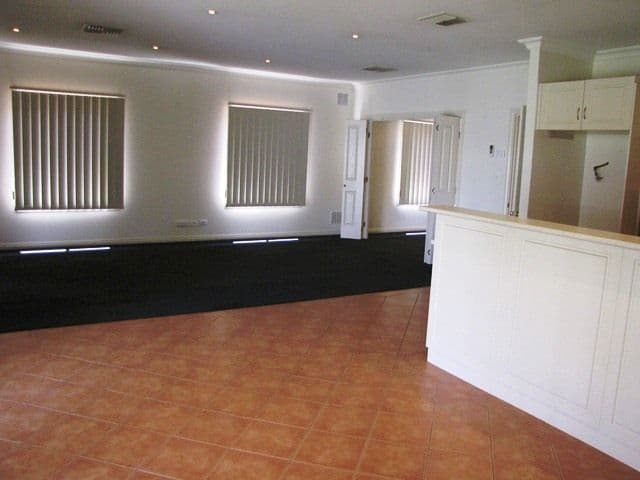 119 Kay Avenue, BERRI SA 5343, Berri - Thumbnail 5