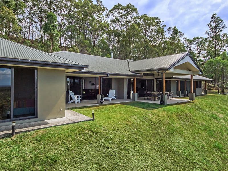 86 Fern Hill Drive, WILLOW VALE QLD 4209, Willow Vale - Thumbnail 4