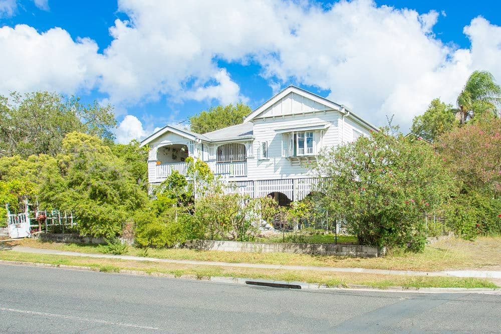 18 Ridge Street, GREENSLOPES QLD 4120, Greenslopes - Image 1