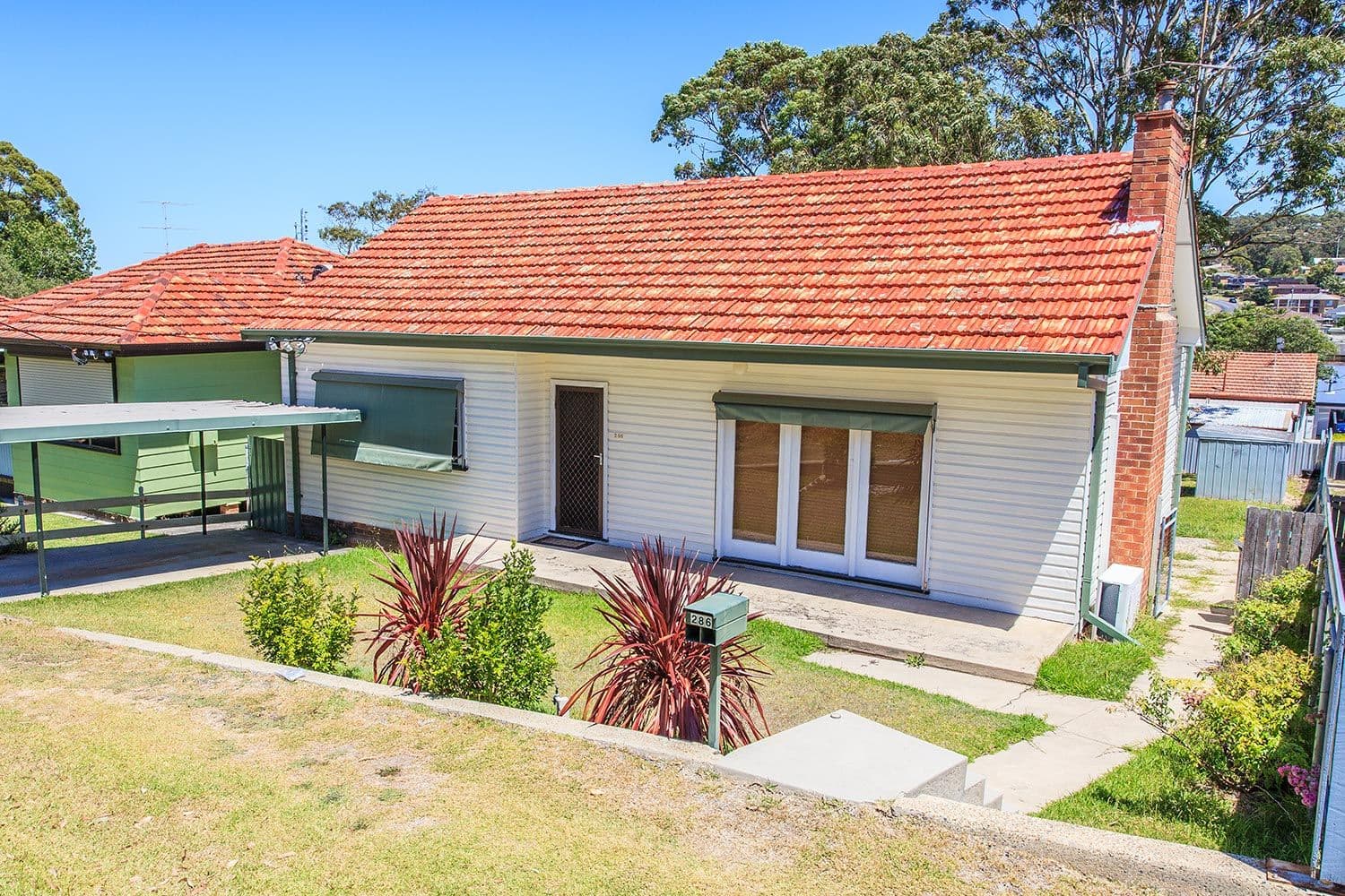 286 Pacific Highway, BELMONT NORTH NSW 2280, Belmont North - Thumbnail 2